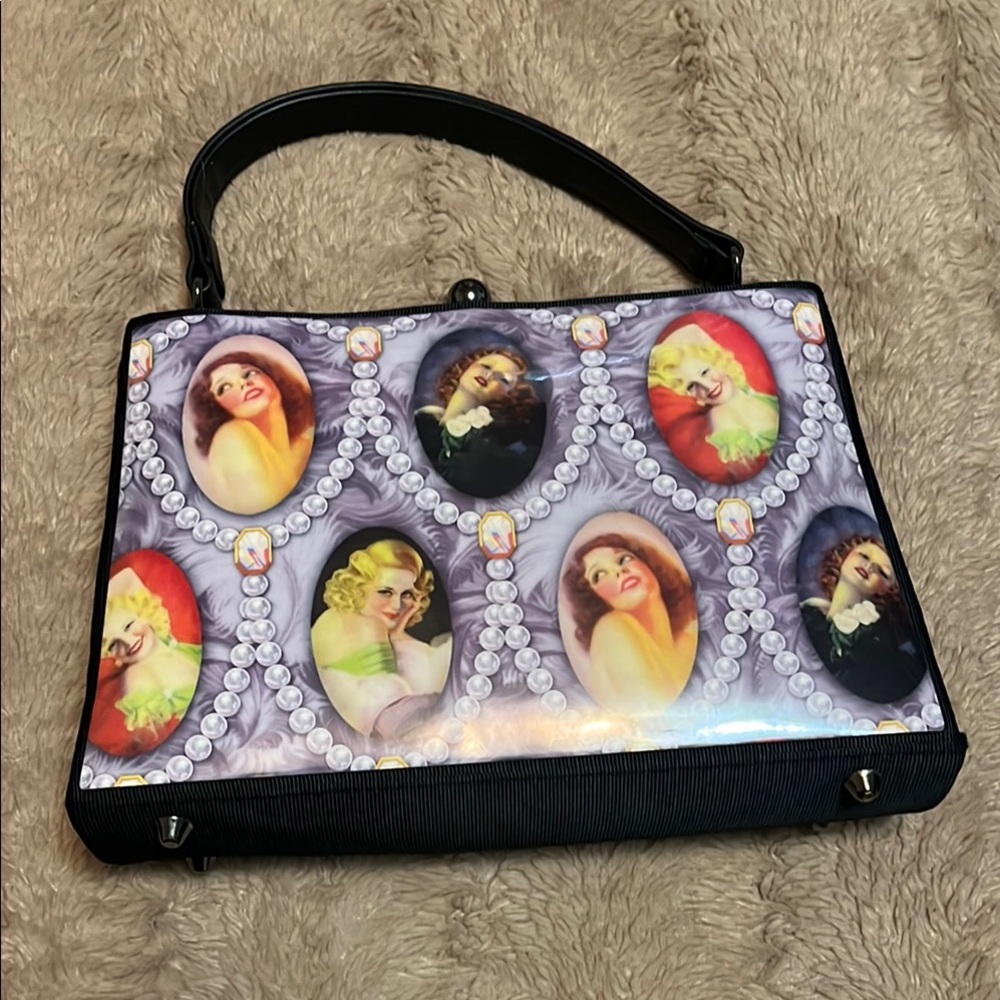 Vintage Art Print Women's Handbag